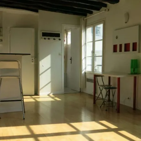 Cosy 25 Sqm Studio In Heart Of Paris Exterior photo